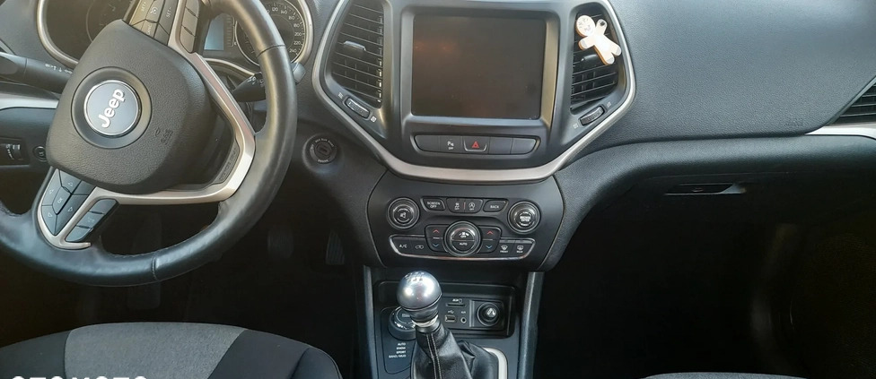 Jeep Cherokee cena 69000 przebieg: 149100, rok produkcji 2014 z Częstochowa małe 172